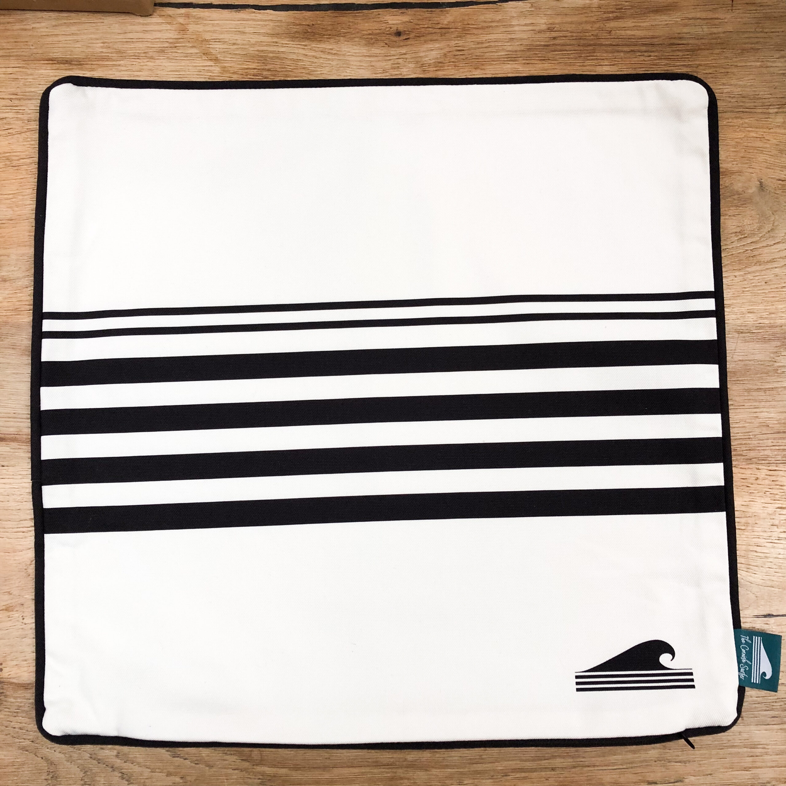 Surfer cushion cover