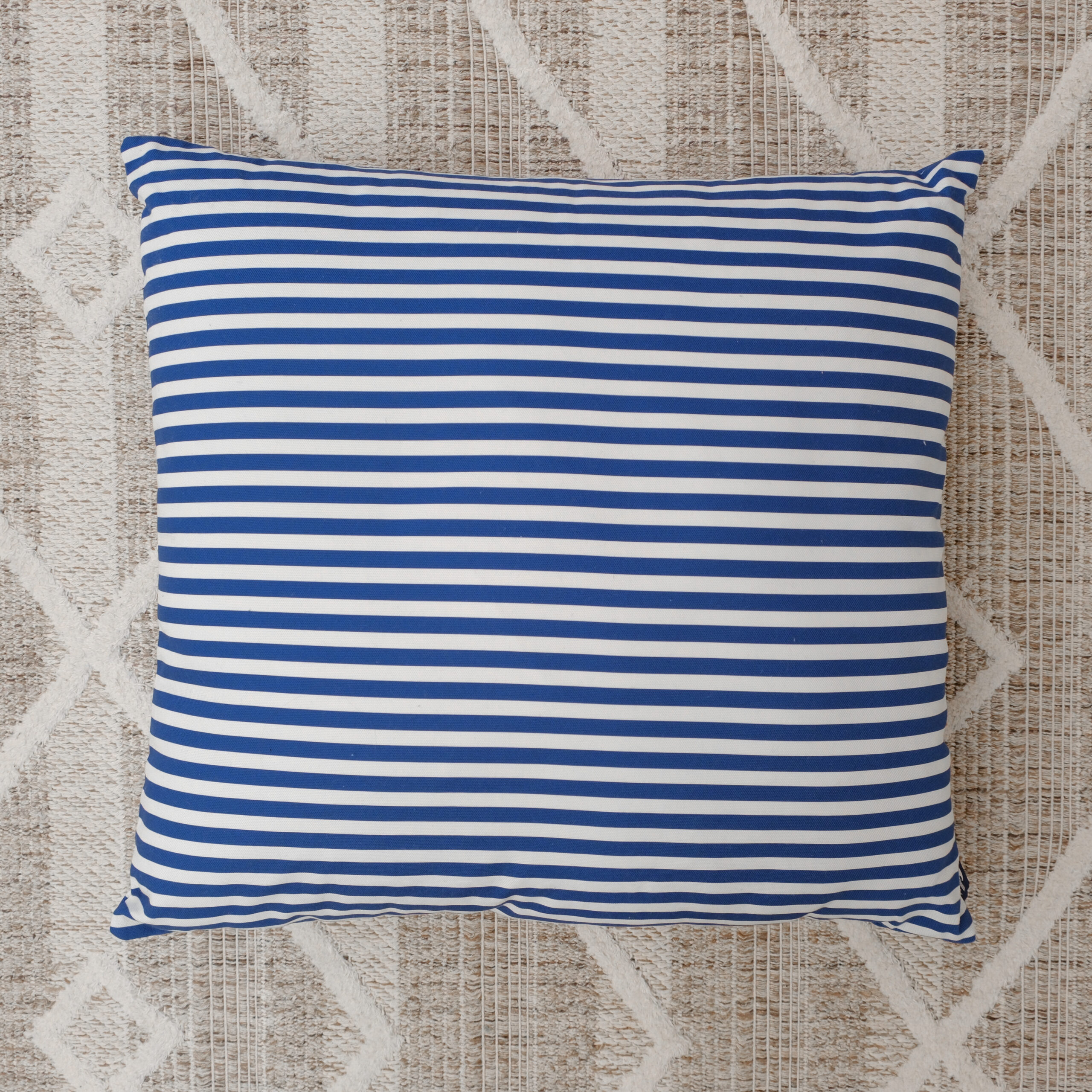 Tides organic cotton cushion